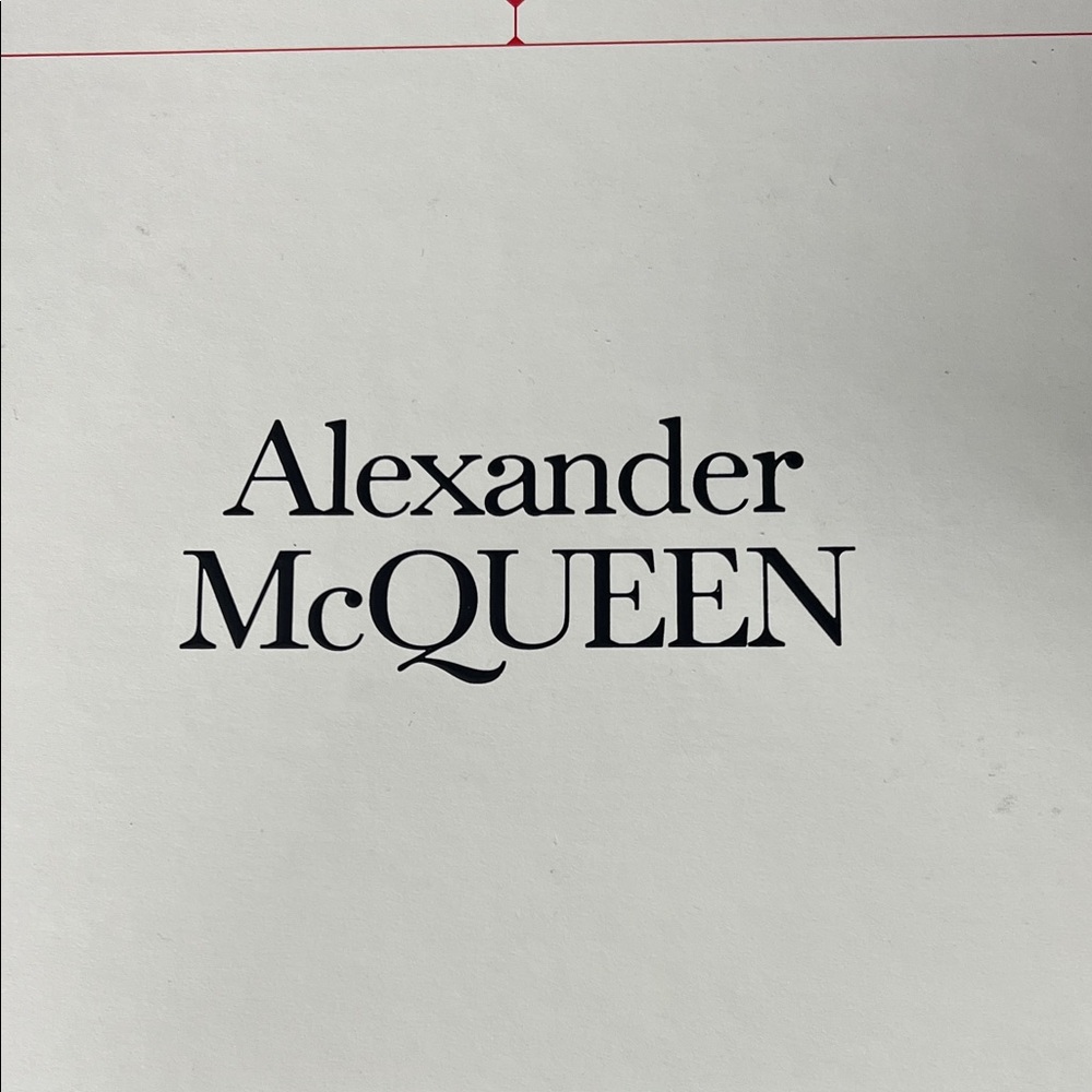 Alexander McQueen Classic White Design